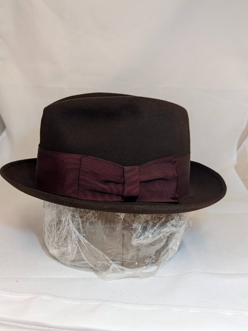 Vintage Cavanagh of NY Brown Fur Felt Fedora w/Cav Edge - Size 7 1/8